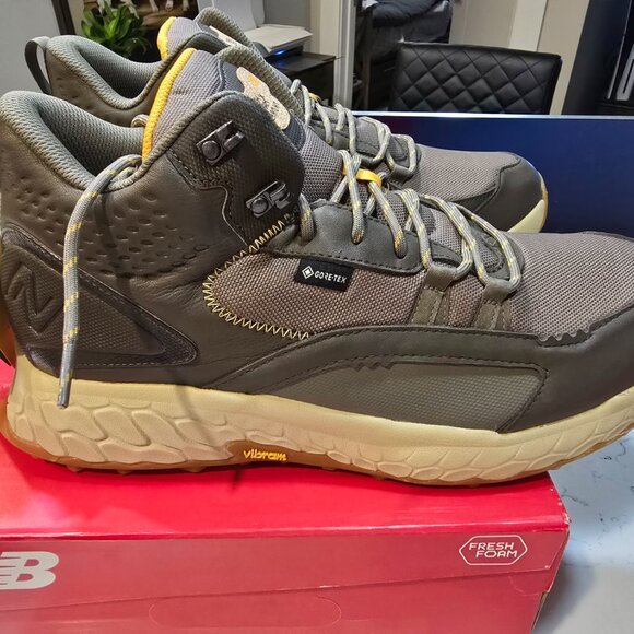 New Balance Fresh Foam Hierro Mid GTX Gore-Tex Hiking Boots Mens 2E Wide 12 - Picture 6 of 14